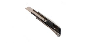 L704 cutter1