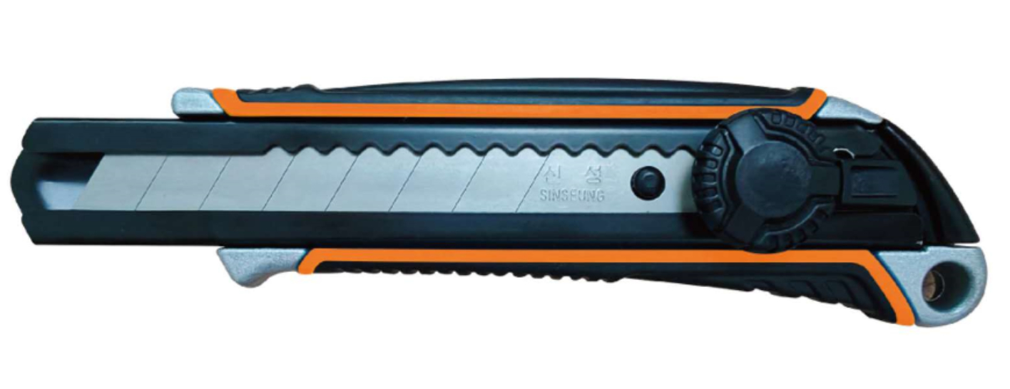 L705 18mm Cutters