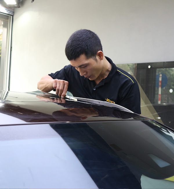 window tint blade